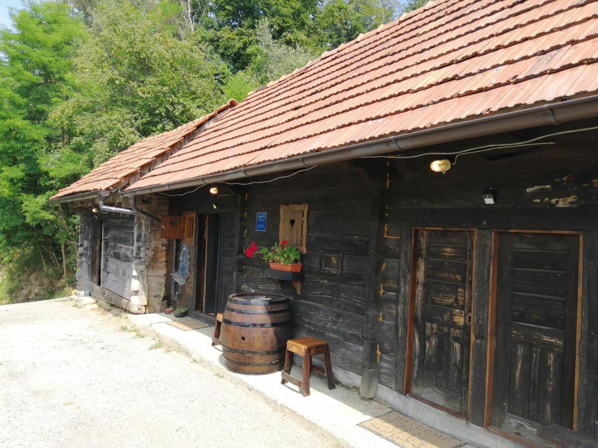Robinzonski Smjestaj Tepes Tuheljske Toplice Exterior photo