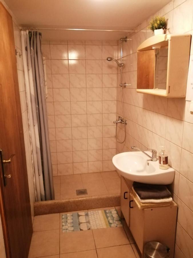 Robinzonski Smjestaj Tepes Tuheljske Toplice Exterior photo
